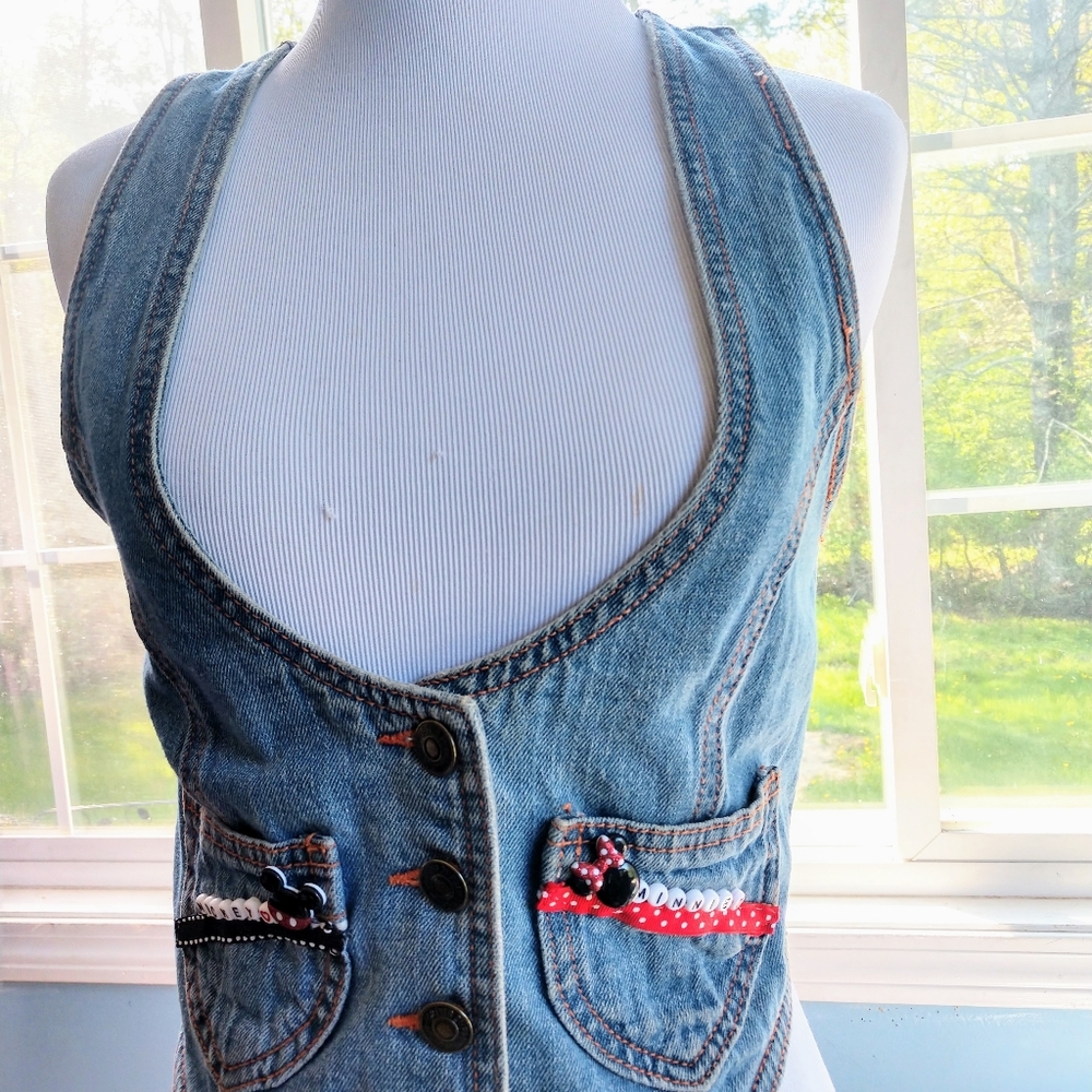 Customized Mickey Minnie denim vest - Picture 2 of 11